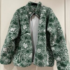 Aritzia fleece zip-up w/ pockets. Color blue/green/white. Super warm!!